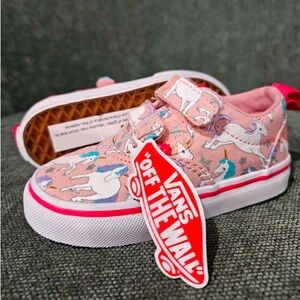 TODDLER Vans Doheny unicorn powder pink/white. NWT. Size 6